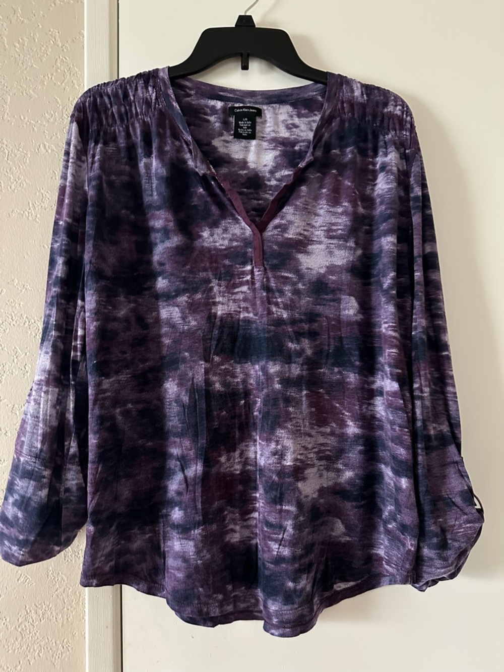 Calvin Klein Jeans Tunic size Large Purple Tie-Dye V-Neck